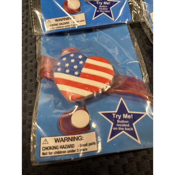 8 LED Patriotic Light Up Bracelet I Love USA Blinking Function NIB - Picture 2 of 4